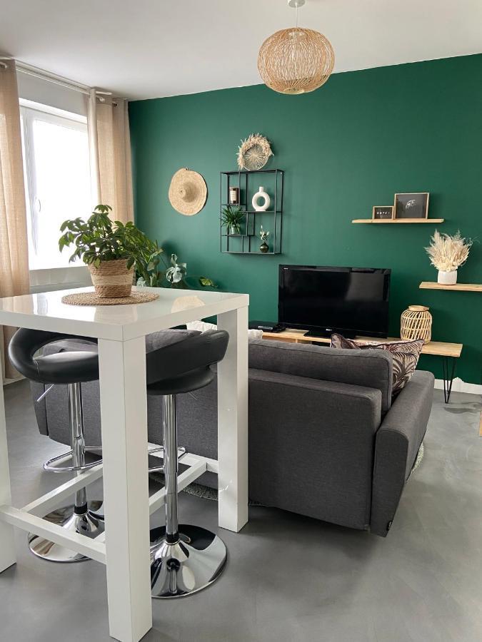 Appartement T2 Proche De La Gare Bourg En Bresse Bagian luar foto